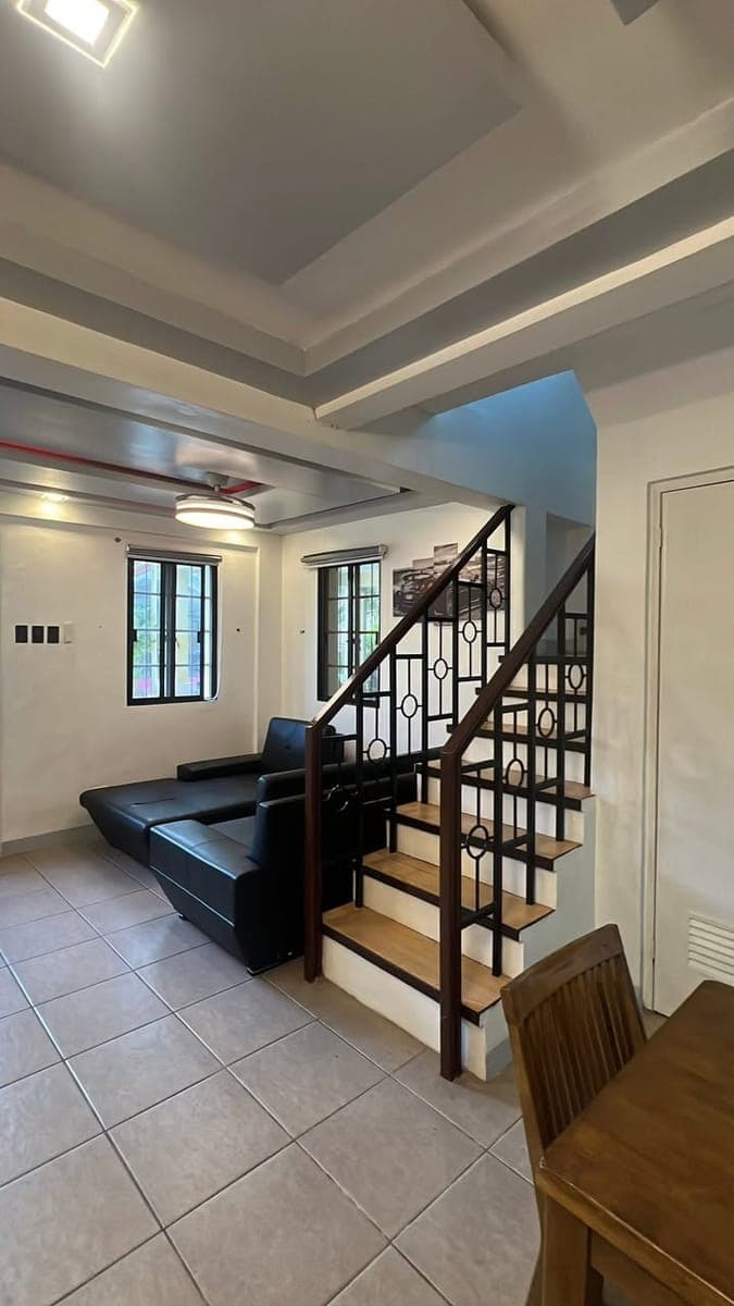 3 Bedroom House for Rent inside Quiet and safe Subdivision 24/7 Security - photo 3