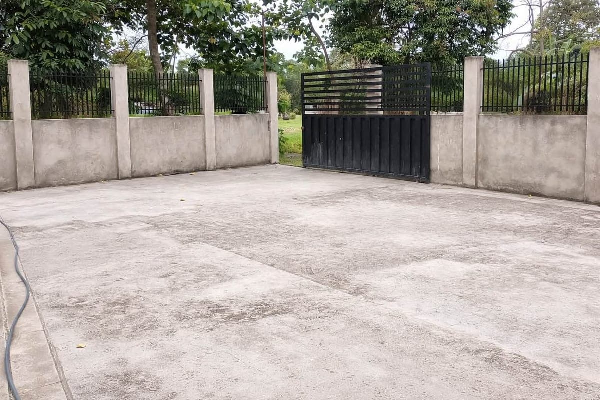 New apartment in Metro Dumaguete Diversion Road, Bacong available next week. - photo 3