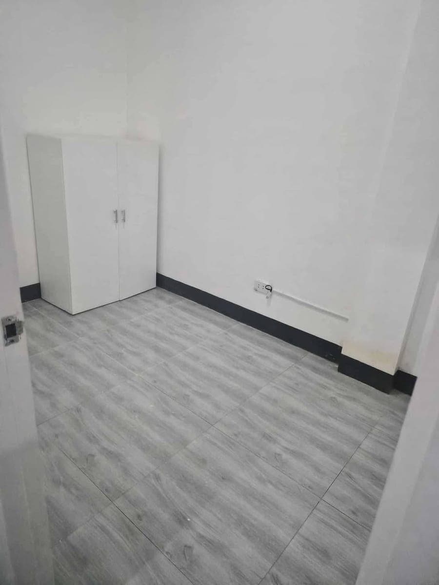 Bed spacer for Rent - photo 5