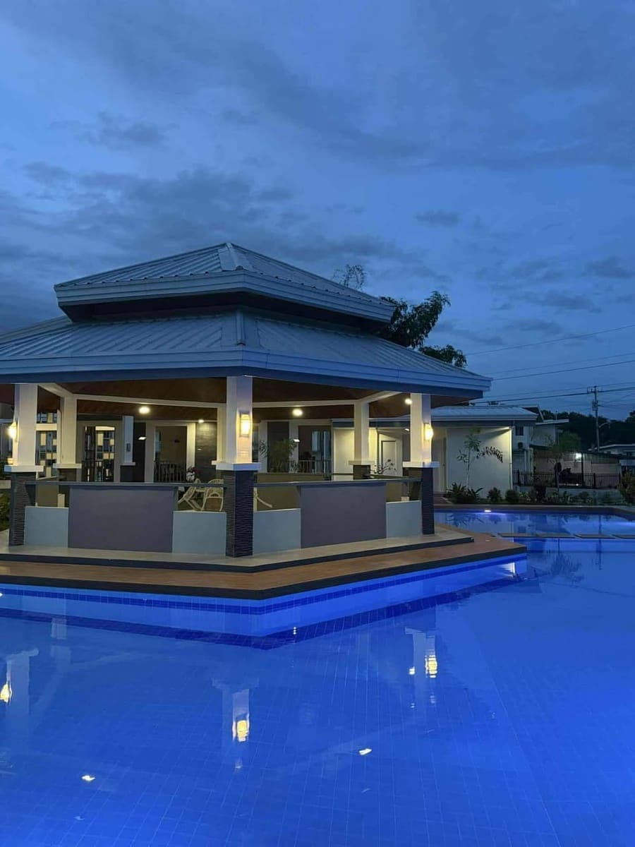 Townhouse for Rent - photo 1