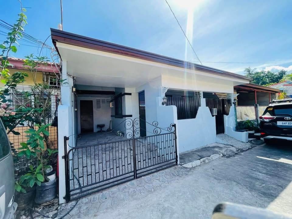 🏠 House for Rent - photo 1