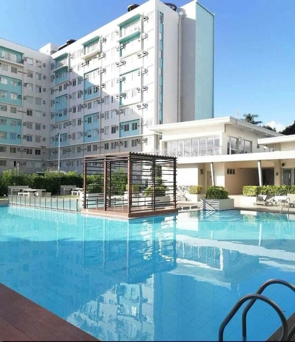 🏢 CONDO UNIT FOR RENT (WITH OR WITHOUT CARPORT) - photo 1