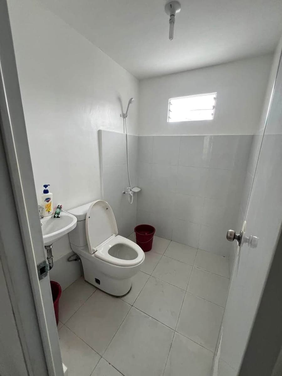 New Listing Aquired Townhouse for Rent Dumaguete - photo 4