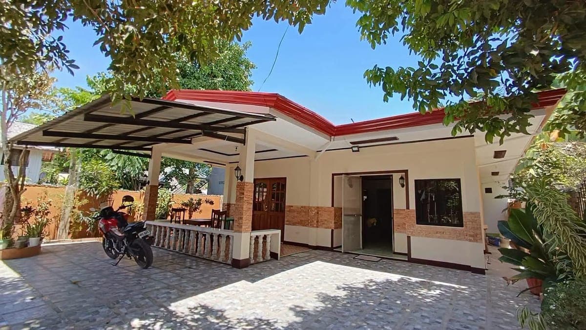 Newly renovated house for Rent - Available this August 2026‼️ - photo 1