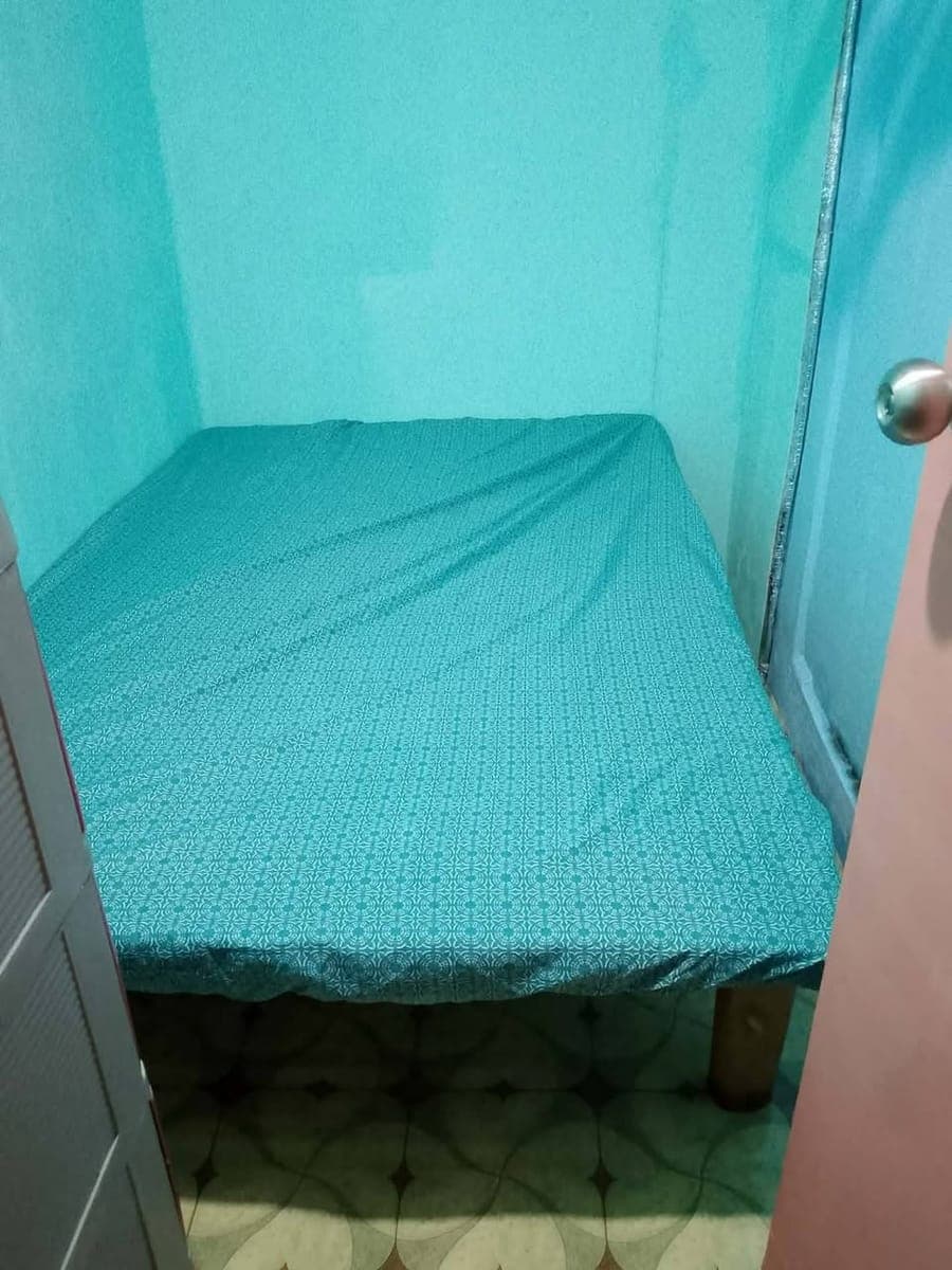 Room For Rent -2,500  pesos No need deposit Ladies only - photo 3