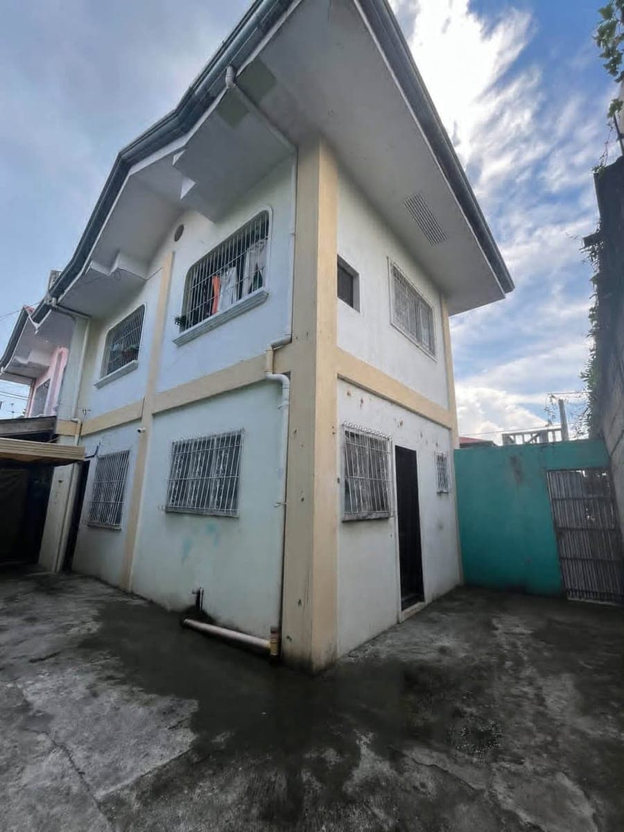 ROOM FOR RENT – AVAILABLE AUGUST 17, 2026 - photo 1