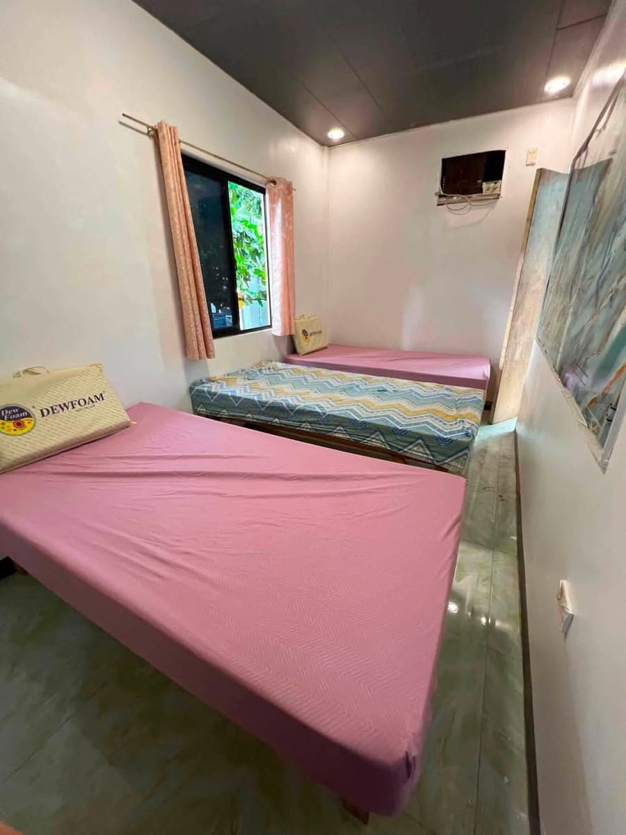 BEDSPACER AVAILABLE - photo 2