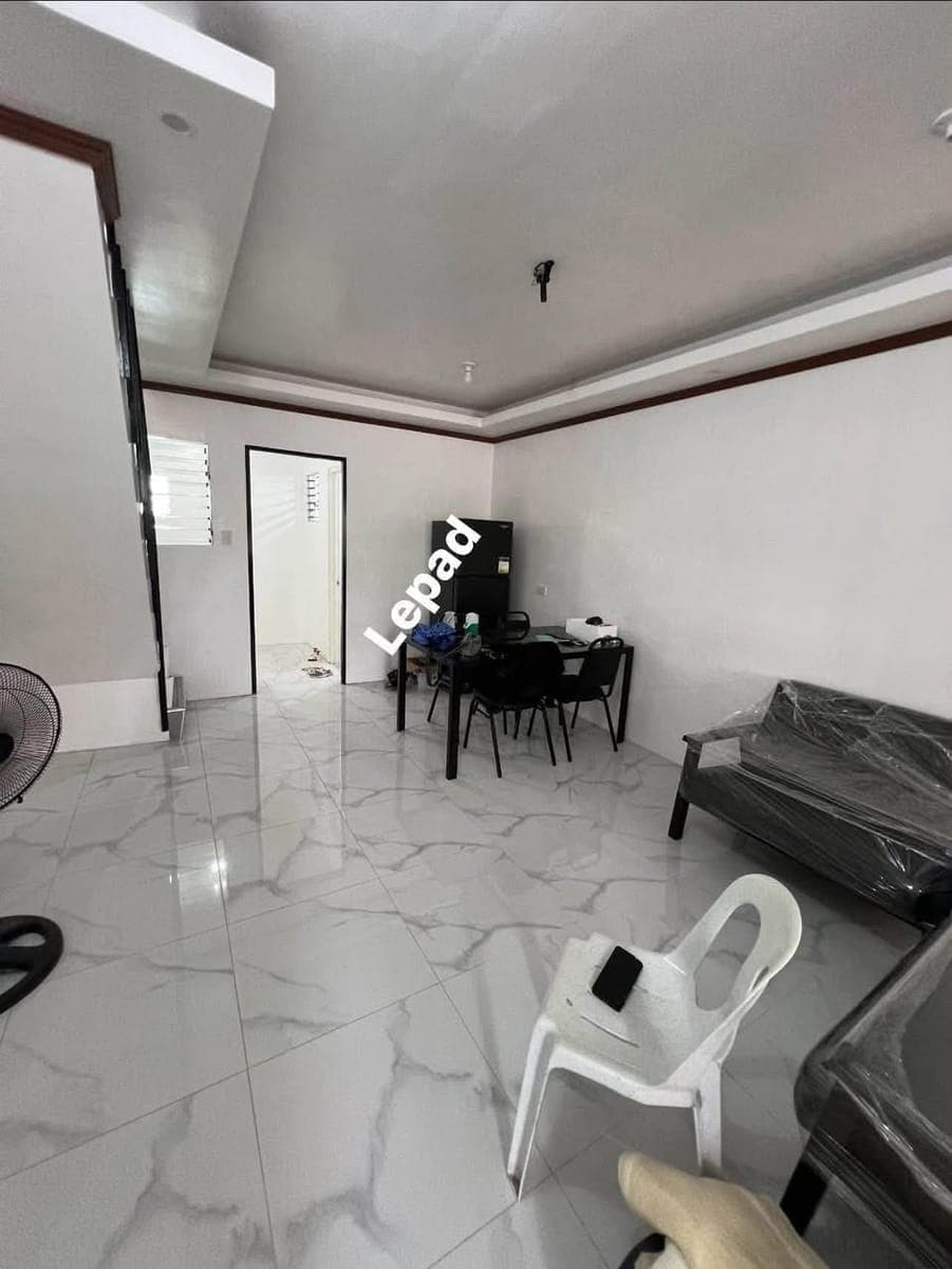 🏡 TownHouse for Rent Inside Subdivsion Dumaguete City - photo 2