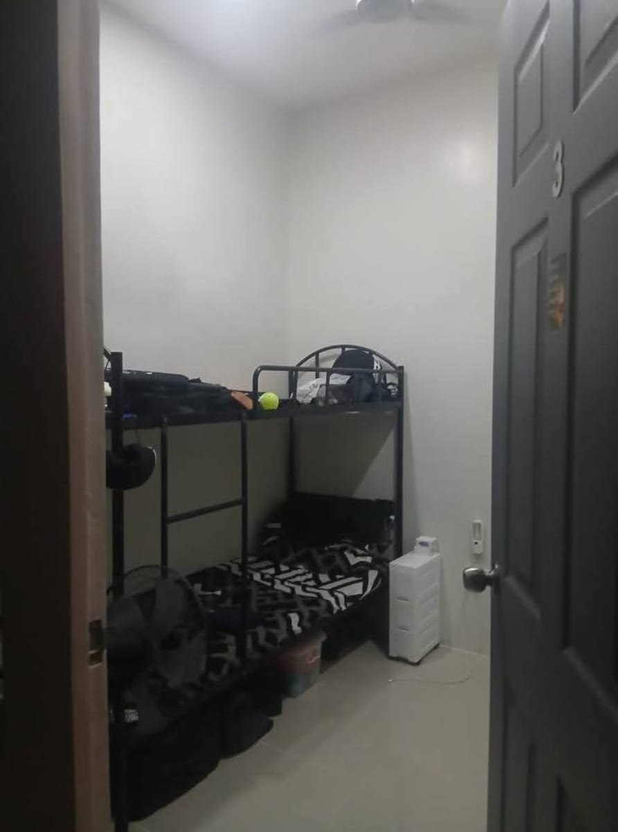 Non aircon room for rent , good for 2 with own cr - photo 3