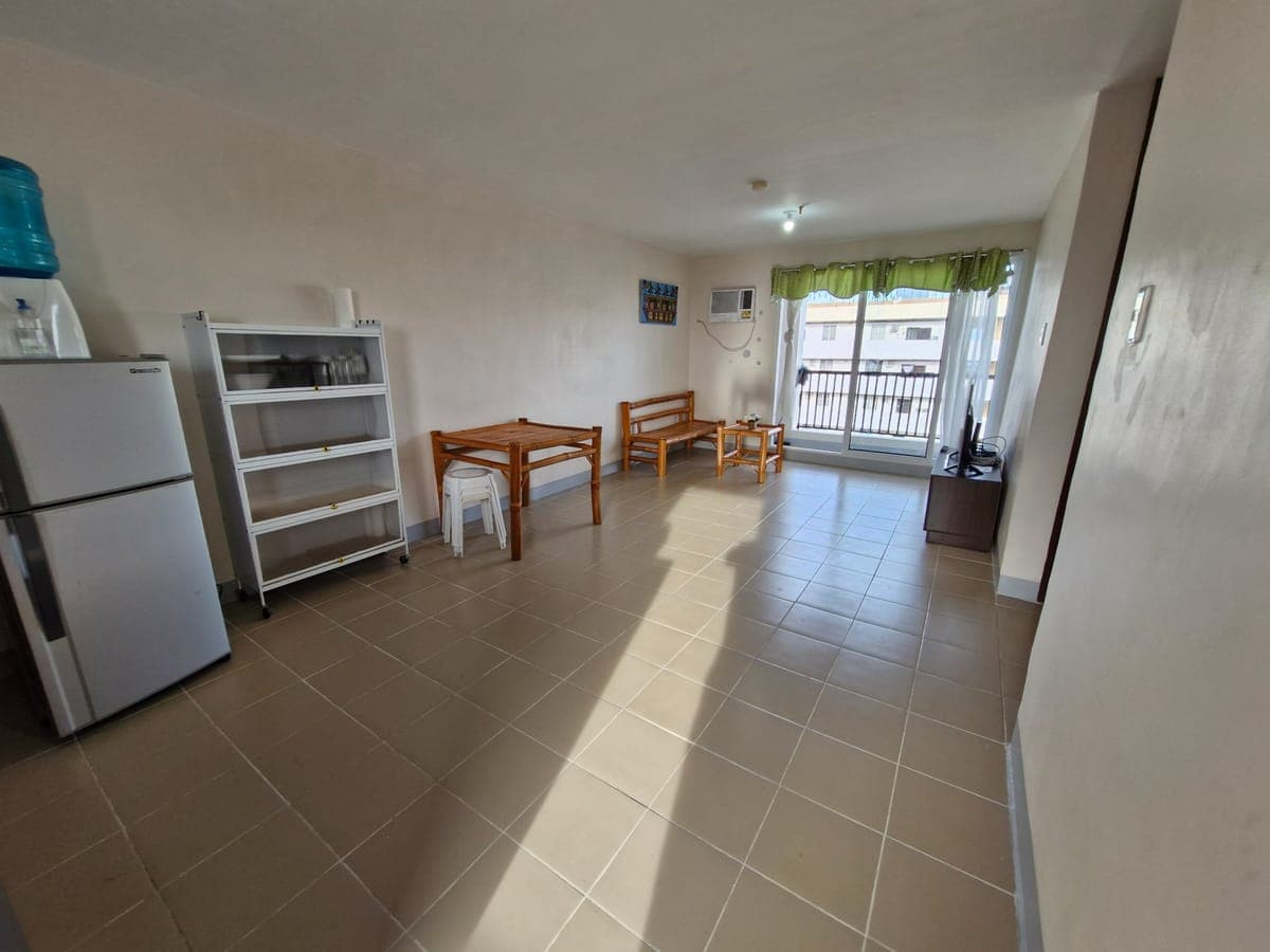 15floor condo unit in Seakyung Condominum located in Marigondon Lapu-lapu city - photo 2