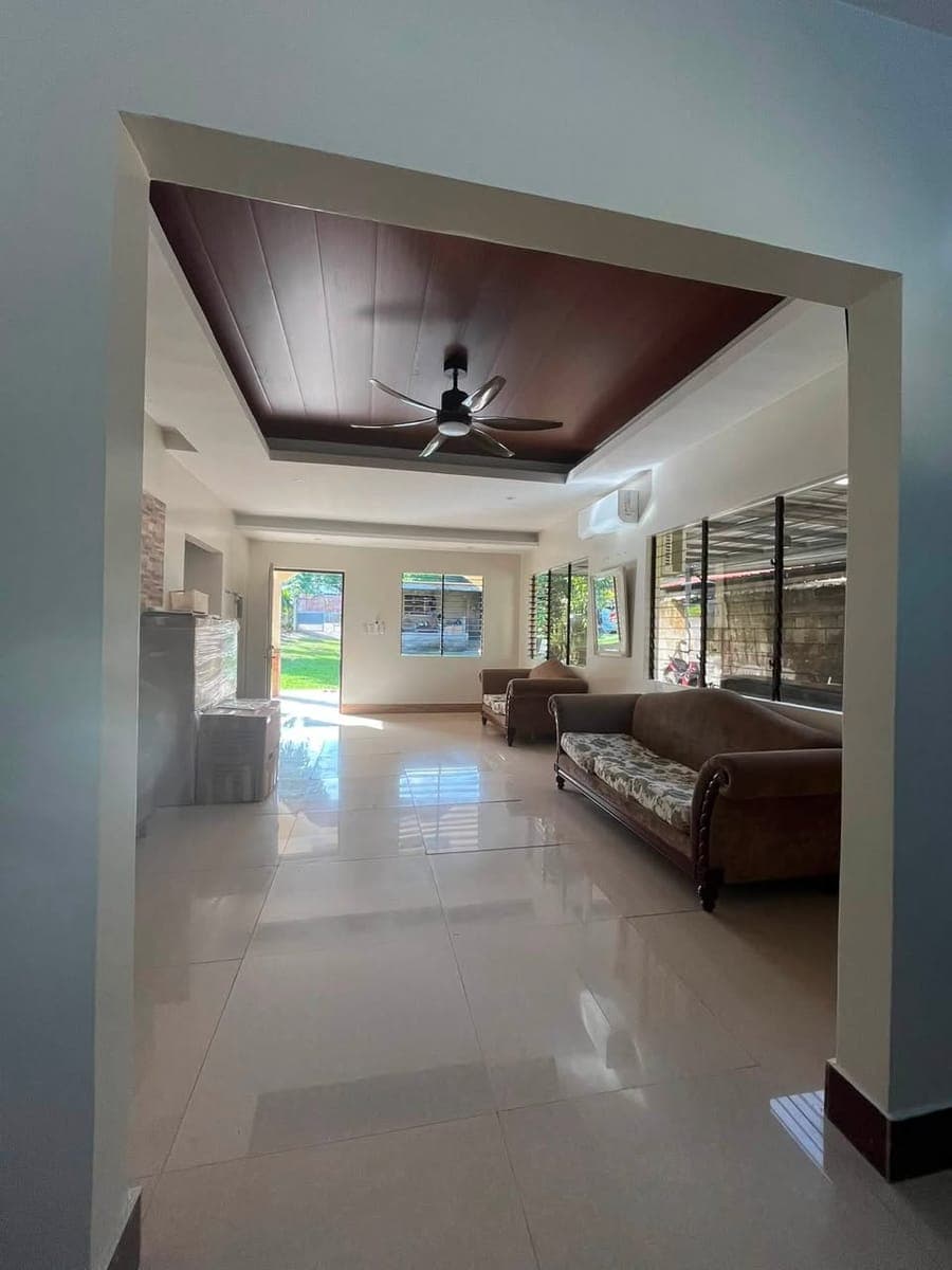 HOUSE FOR RENT – EAST BALABAG, VALENCIA CITY - photo 4