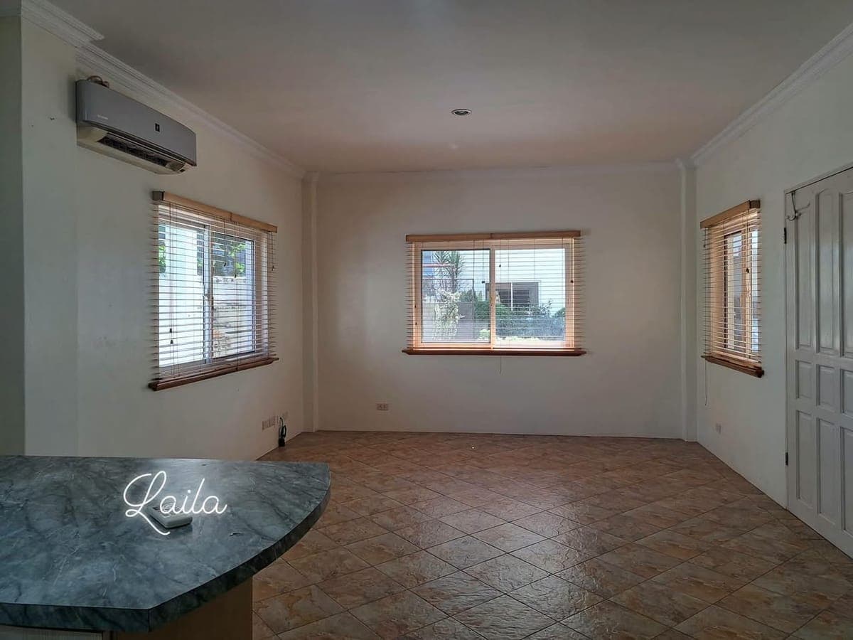 🏡 FOR RENT | SPACIOUS 3-BEDROOM APARTMENT - photo 3
