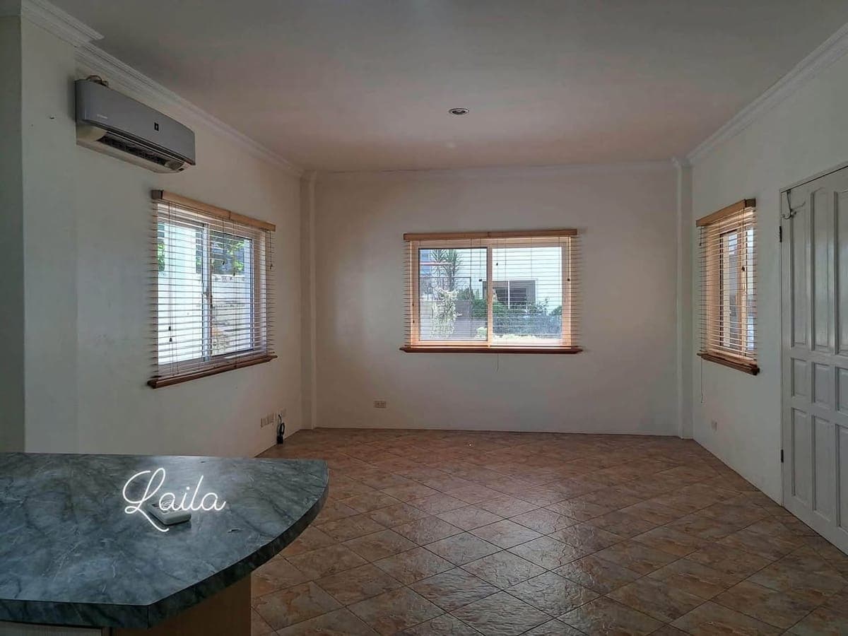 🏡 FOR RENT | SPACIOUS 3-BEDROOM APARTMENT - photo 3