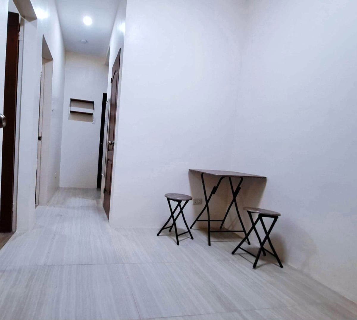 FOR RENT: 2BR Apartment w/ free wifi - photo 4