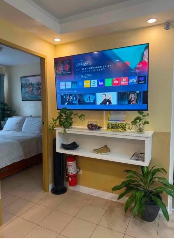 🏢 MARINA SPATIAL CONDO UNIT FOR SALE & FOR RENT - photo 3