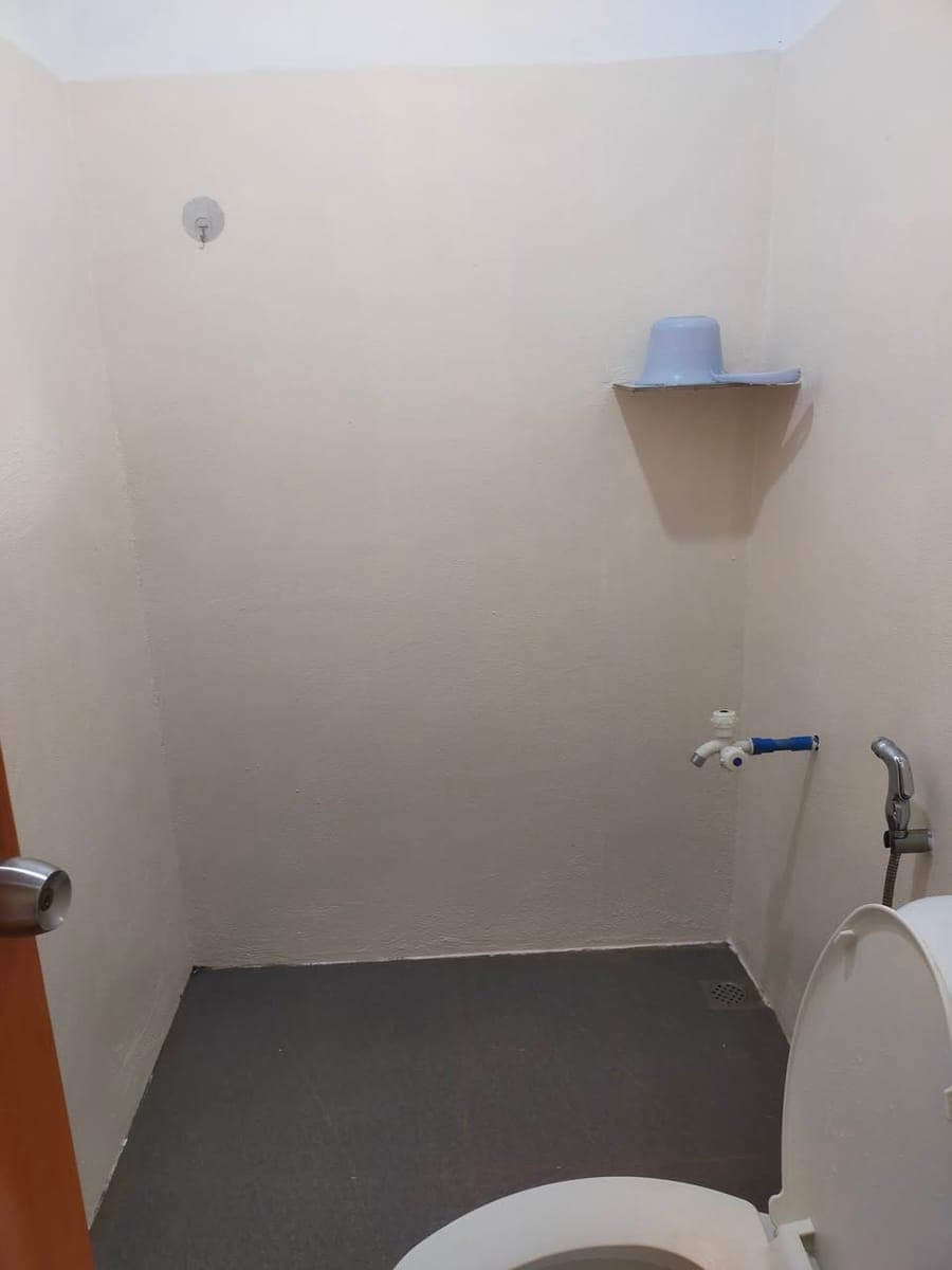 Available room for rent at Jawa, Valencia. With own CR and sink. 4,500/month. Pm me for more details. - photo 5