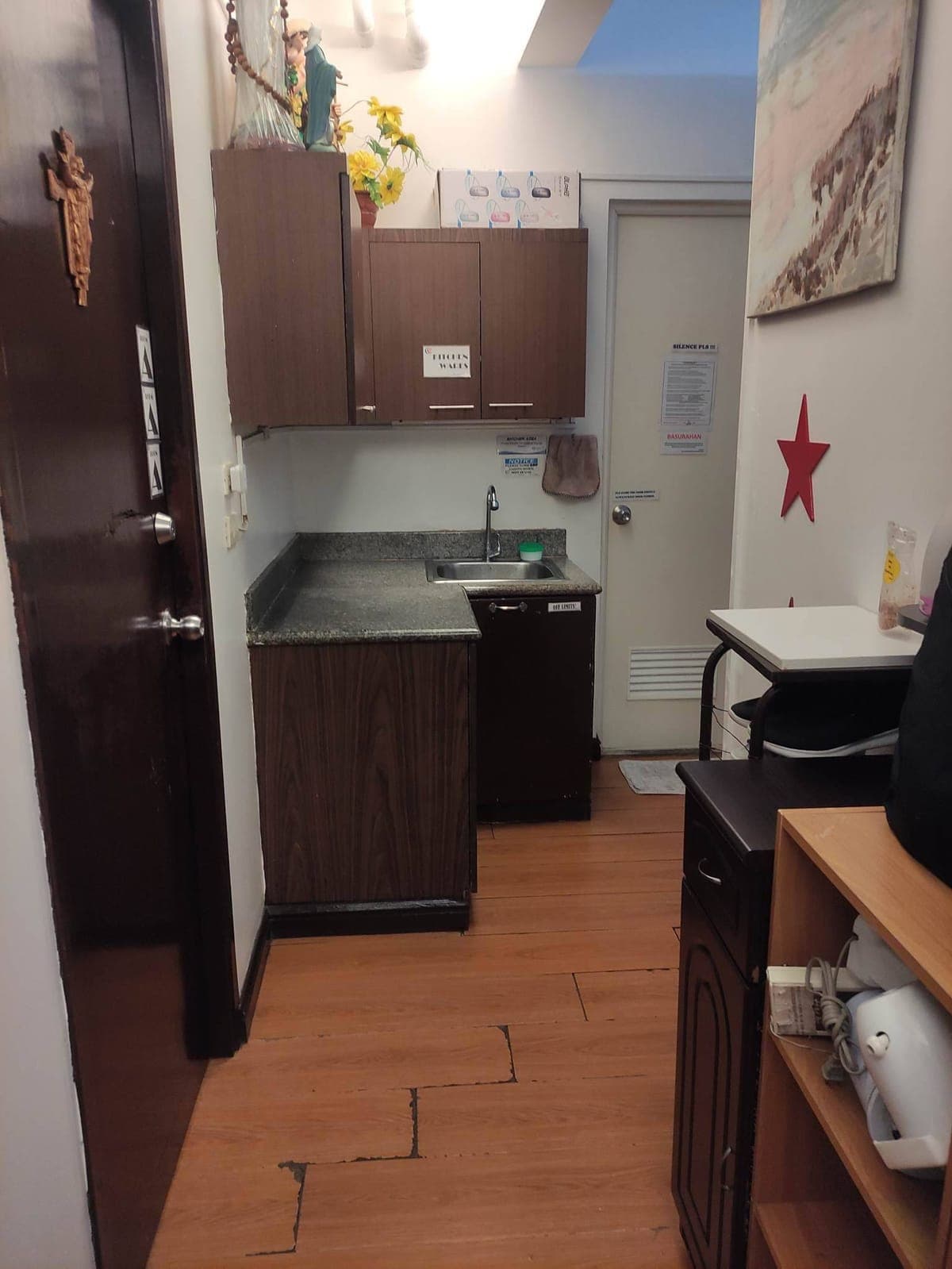 AVAILABLE NOW IN MANDALUYONG CITY - photo 1