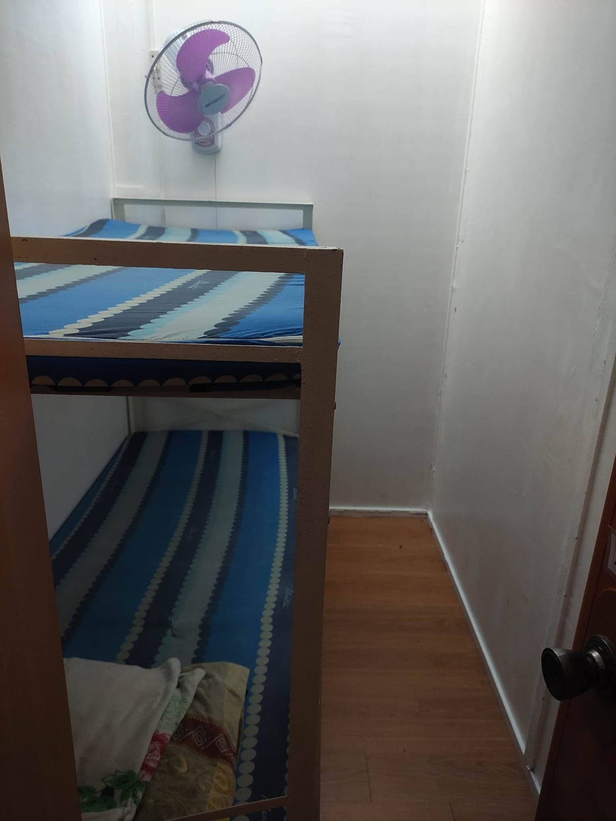 AVAILABLE NOW IN MANDALUYONG CITY - photo 4