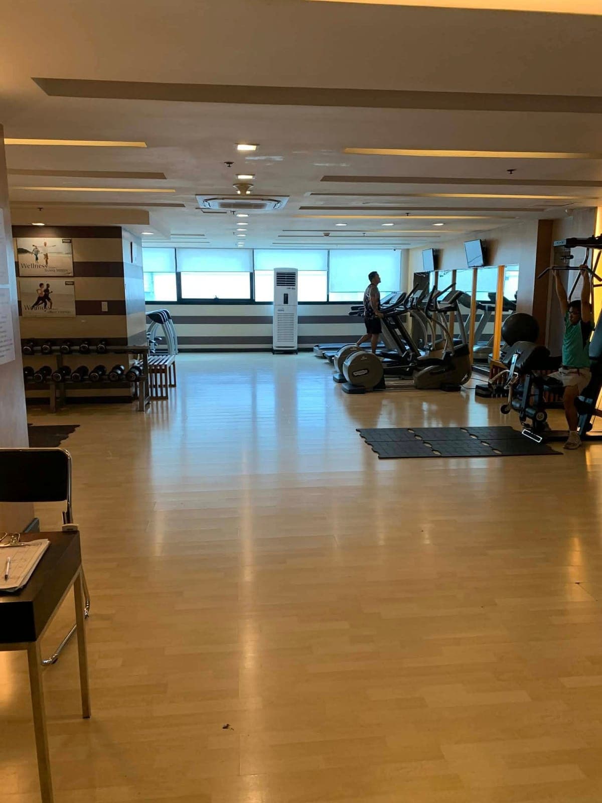 ✨ COZY & AFFORDABLE BED SPACE/CONDO SHARE AVAILABLE! ✨ - photo 1