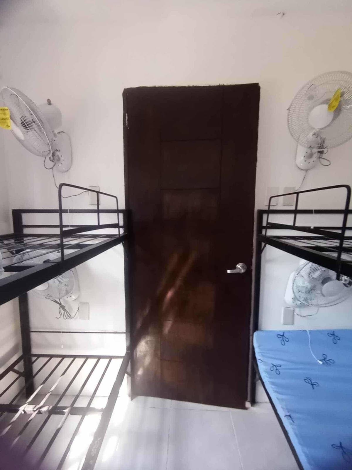 Hello, Female Bed Spacer for Rent(Student/Working Only) - photo 3