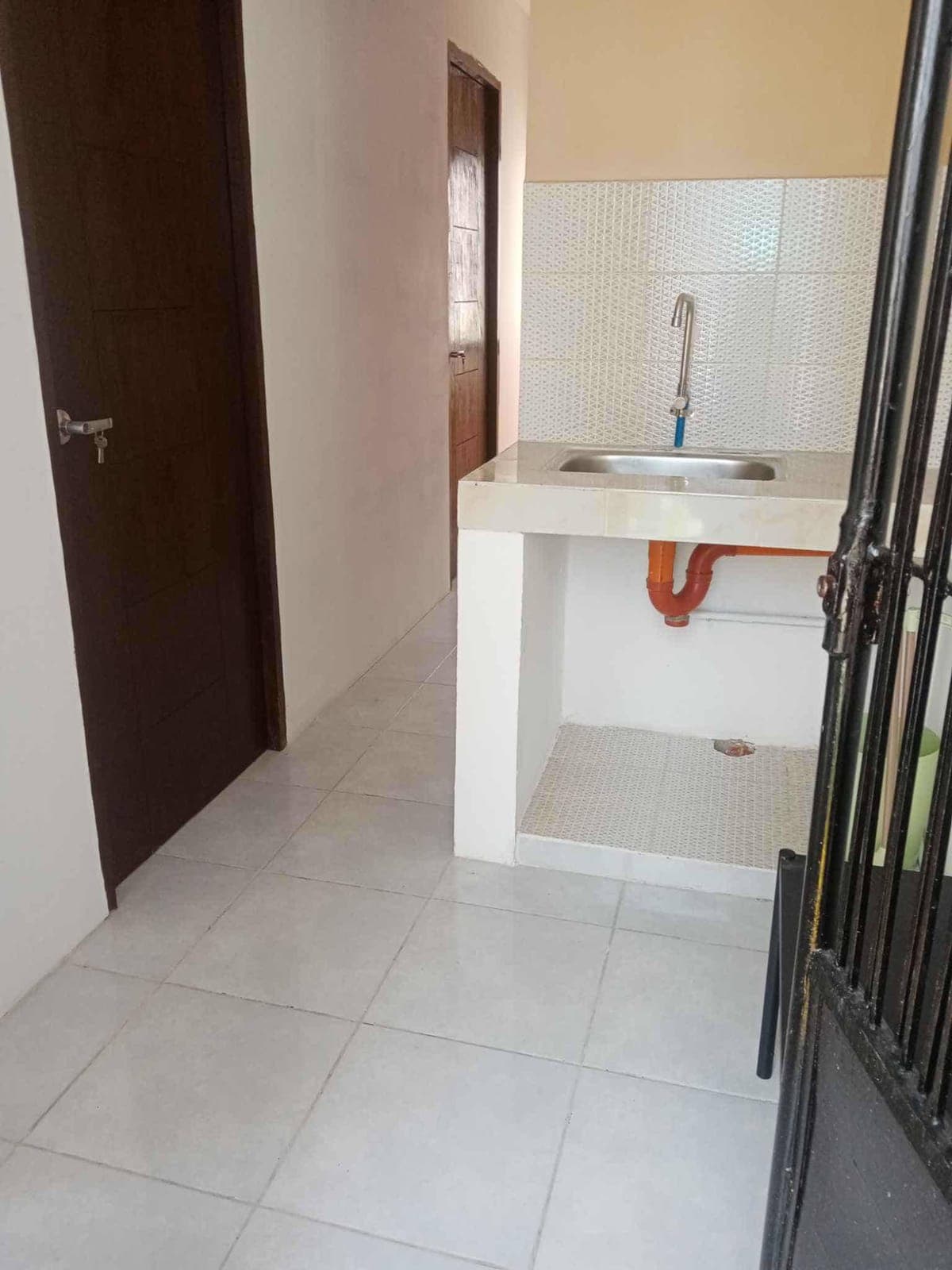 Hello, Female Bed Spacer for Rent(Student/Working Only) - photo 9