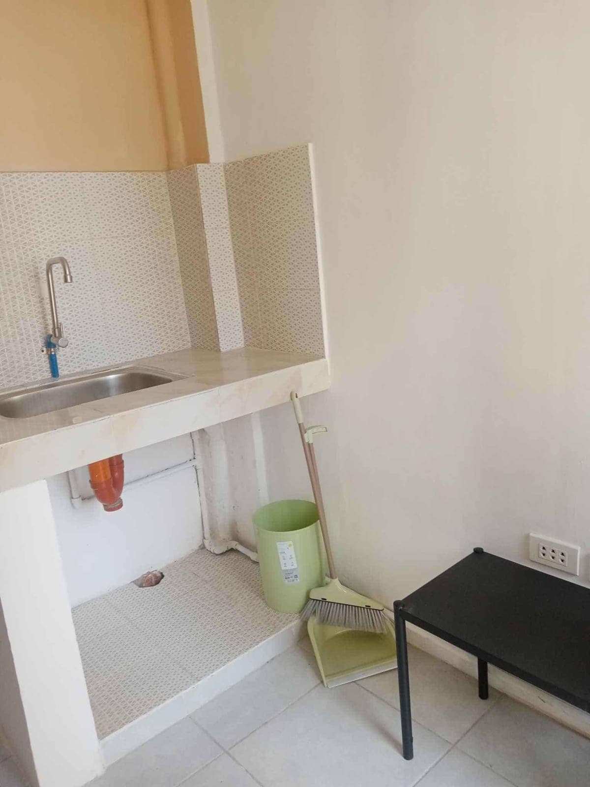 Hello, Female Bed Spacer for Rent(Student/Working Only) - photo 10