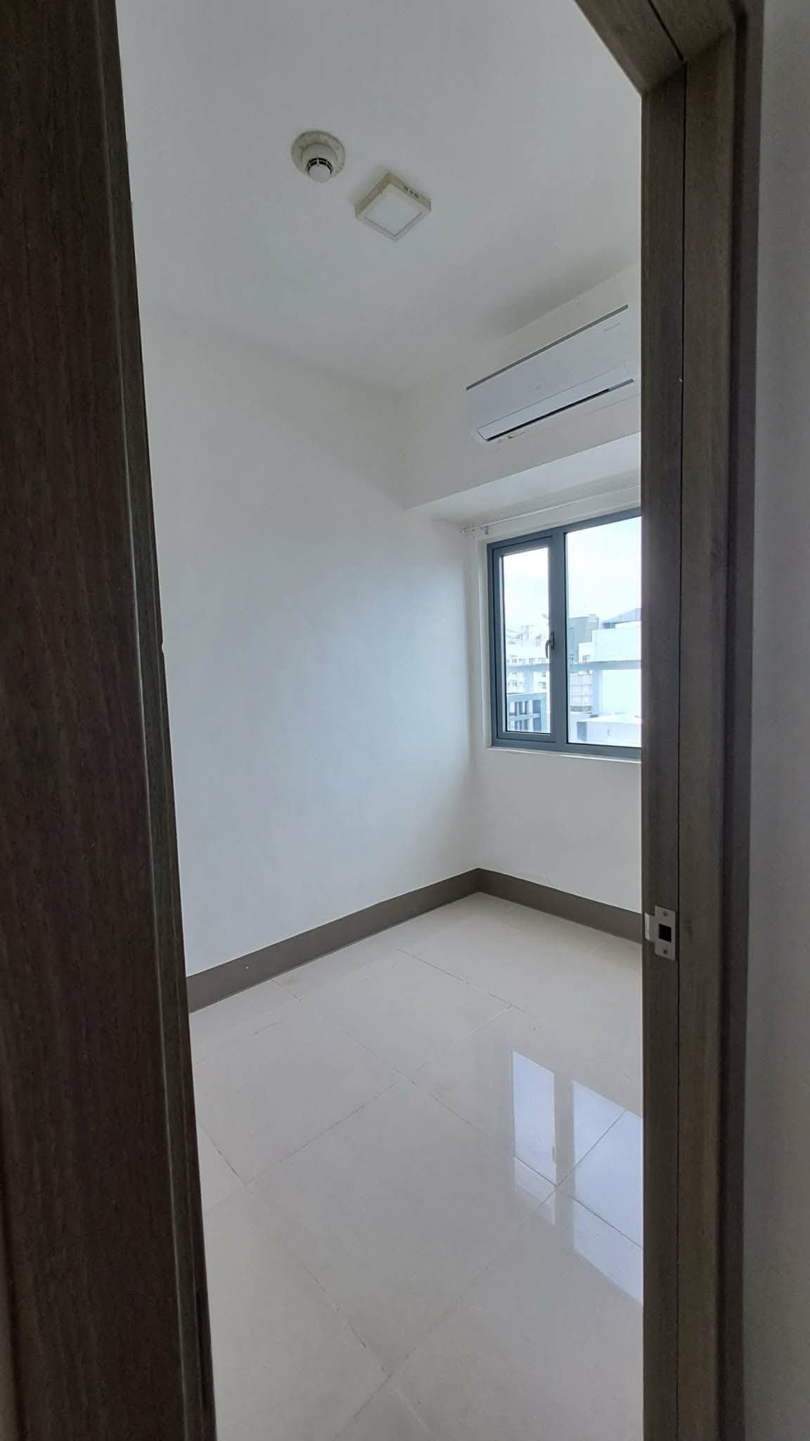 1 bedroom with balcony family suite 18k only - photo 8