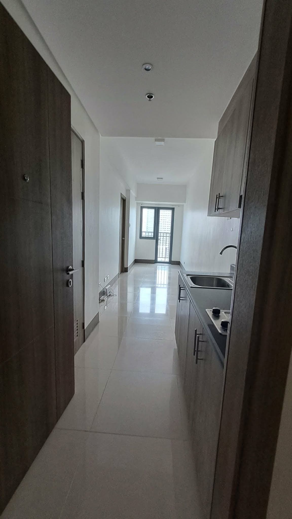 1 bedroom with balcony family suite 18k only - photo 10