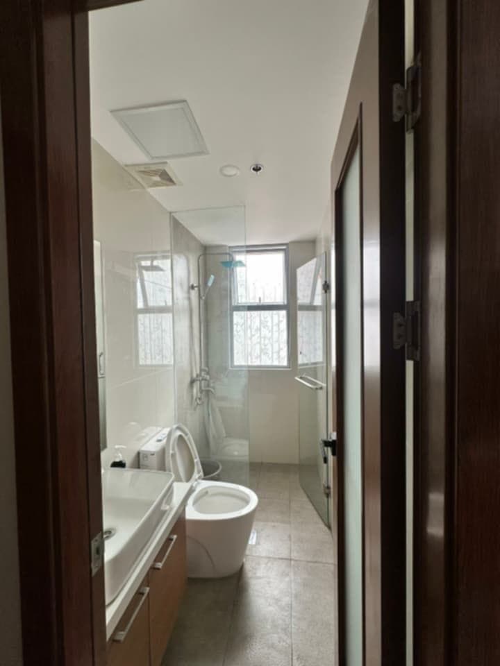 Sunshine 100 for rent - photo 4