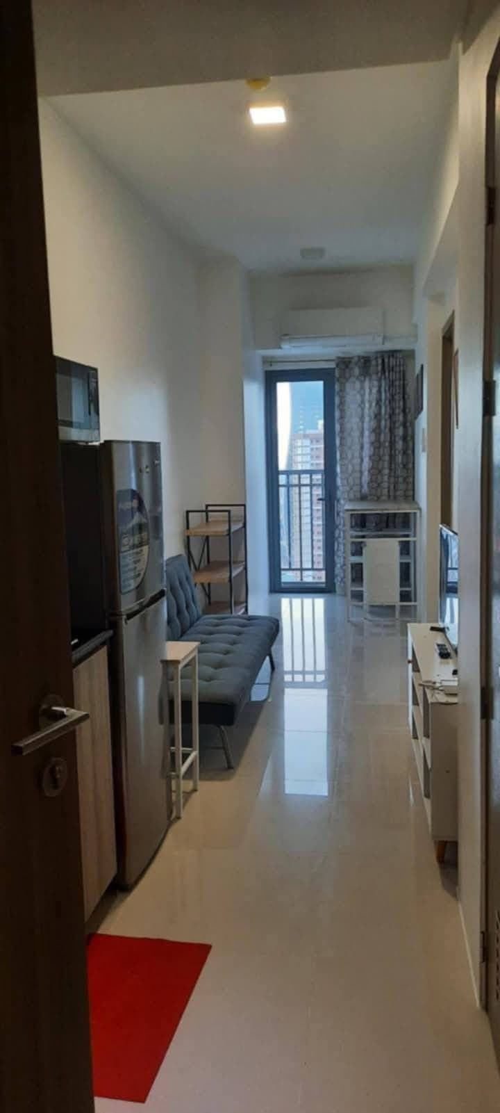 FOR RENT: ₱20,000 inclusive assoc dues - photo 1