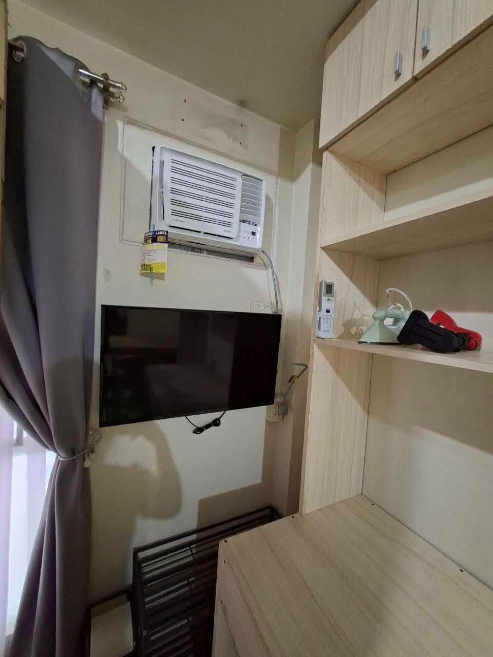 For Rent Condo: Pioneer Woodlands - photo 2