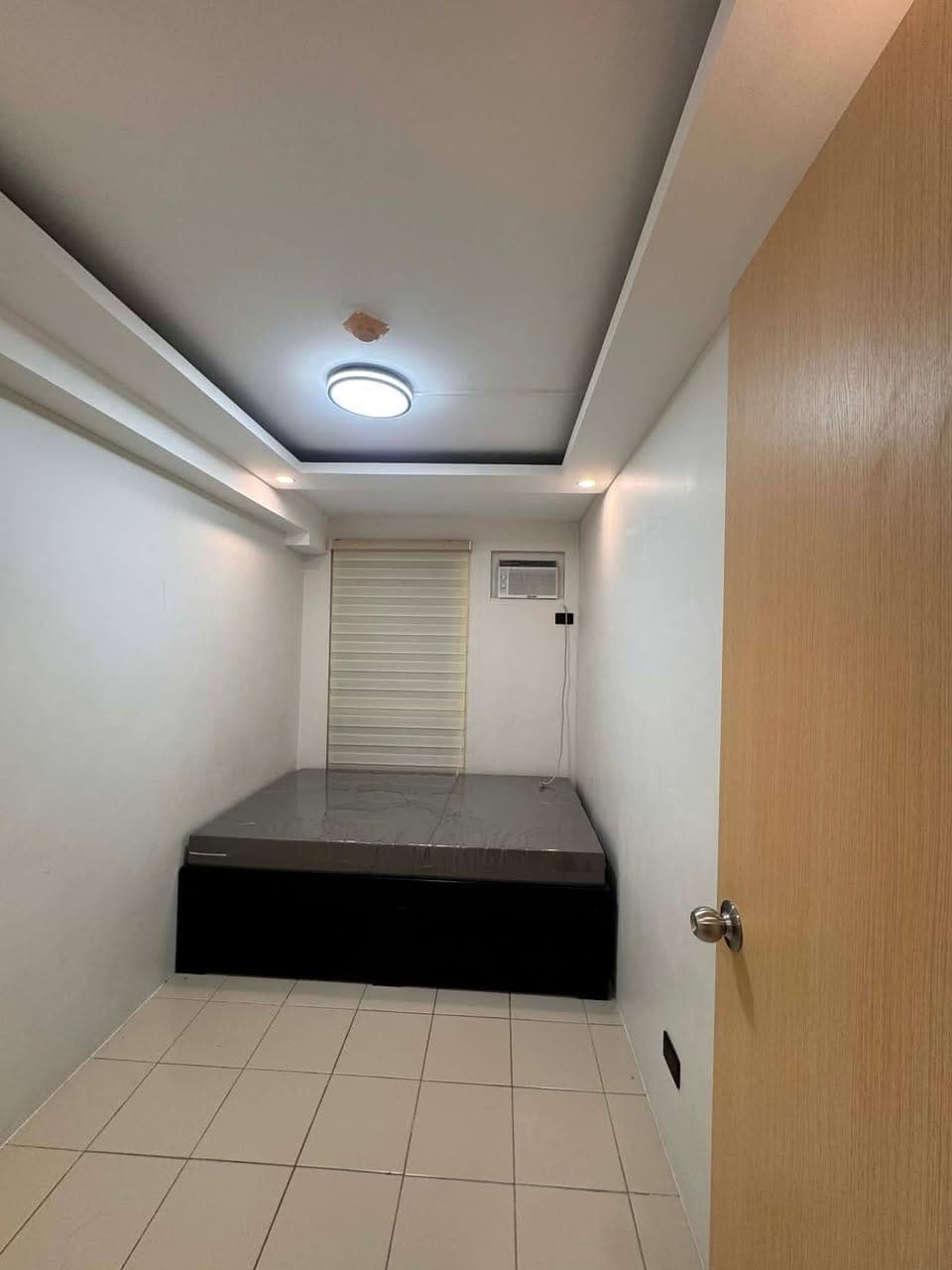 SEMI FURNISHED 2BEDROOM - photo 1