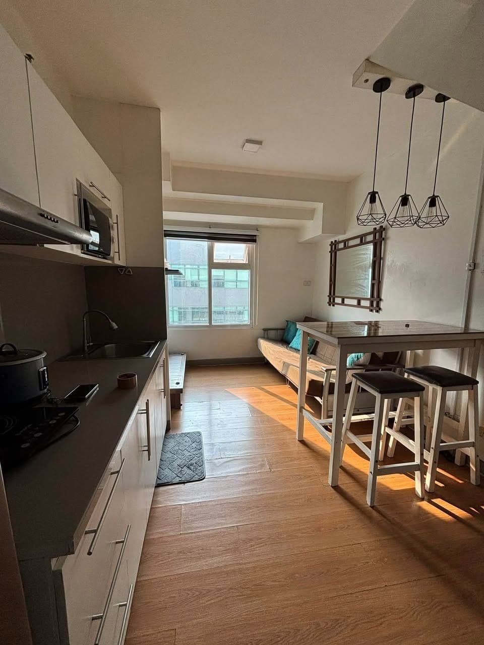 1 BEDROOM UNIT FOR RENT - PETS ARE ALLOWED - photo 2