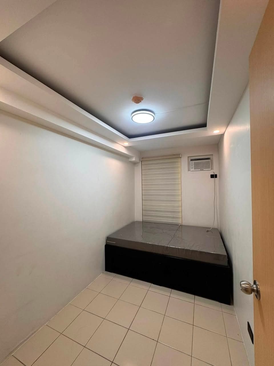 SEMI FURNISHED 2BEDROOM - photo 1