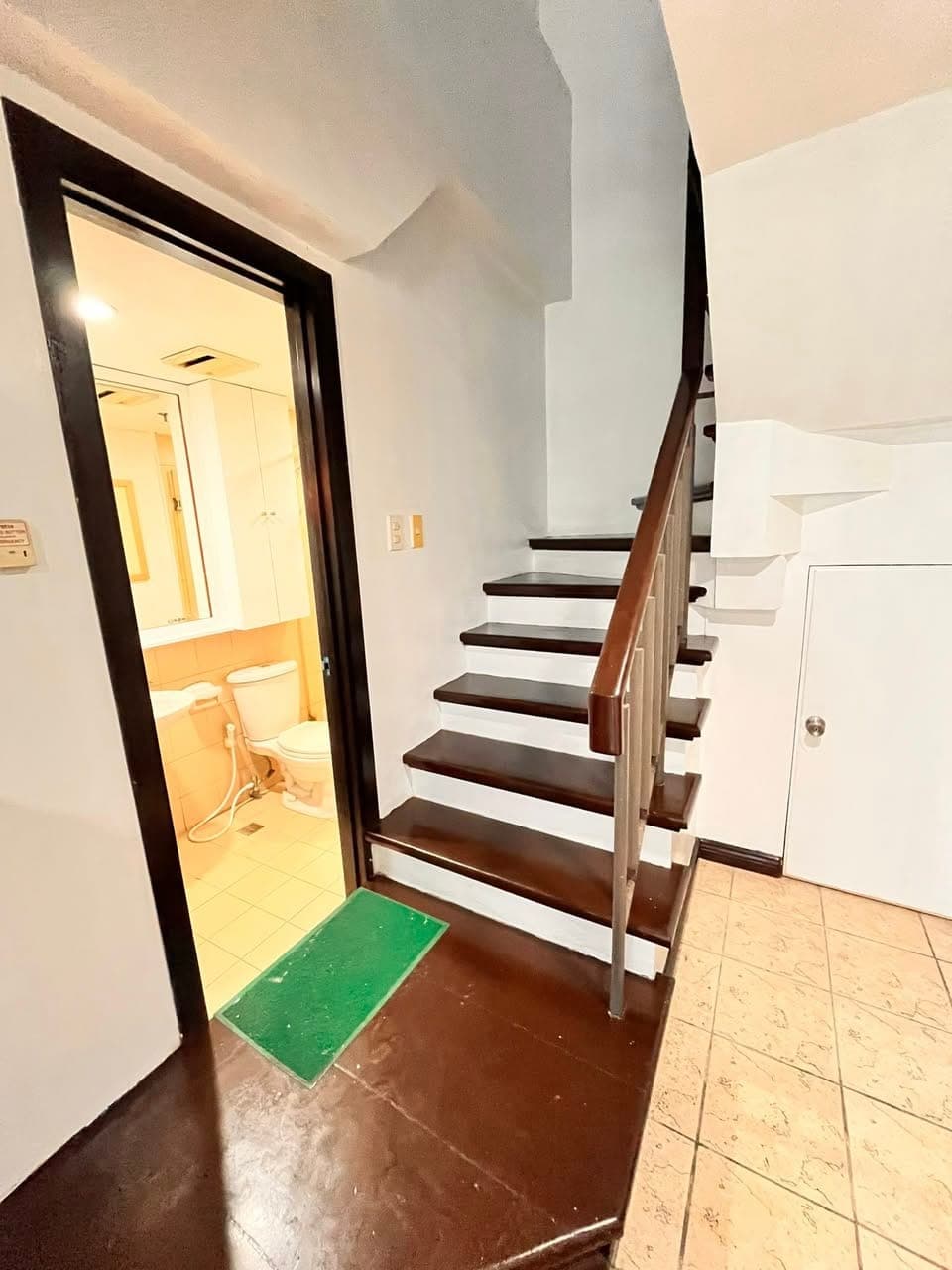 Mandaluyong for Rent near MRT‼️ - photo 2