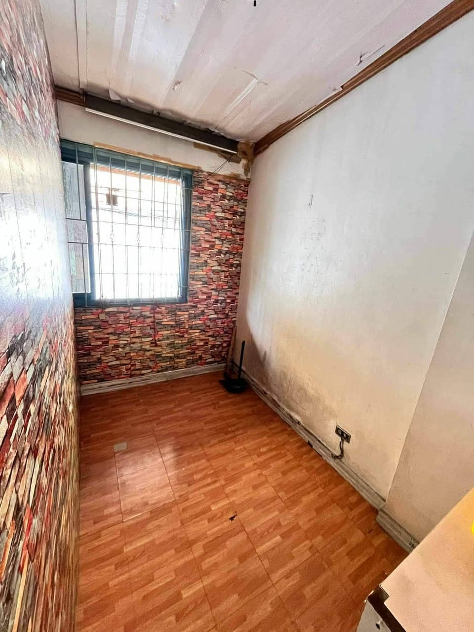 ROOM FoR RENT - photo 1