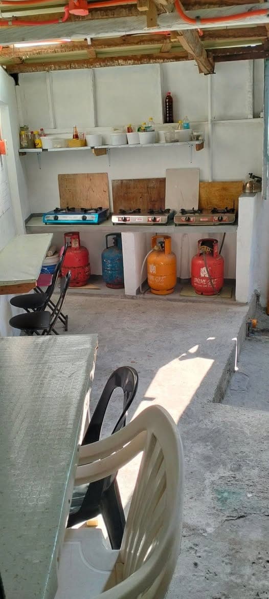 Available na no reservation visit nyo .ready move in.....bedspace for female ,no deposit,1 month advance  move in na. - photo 1