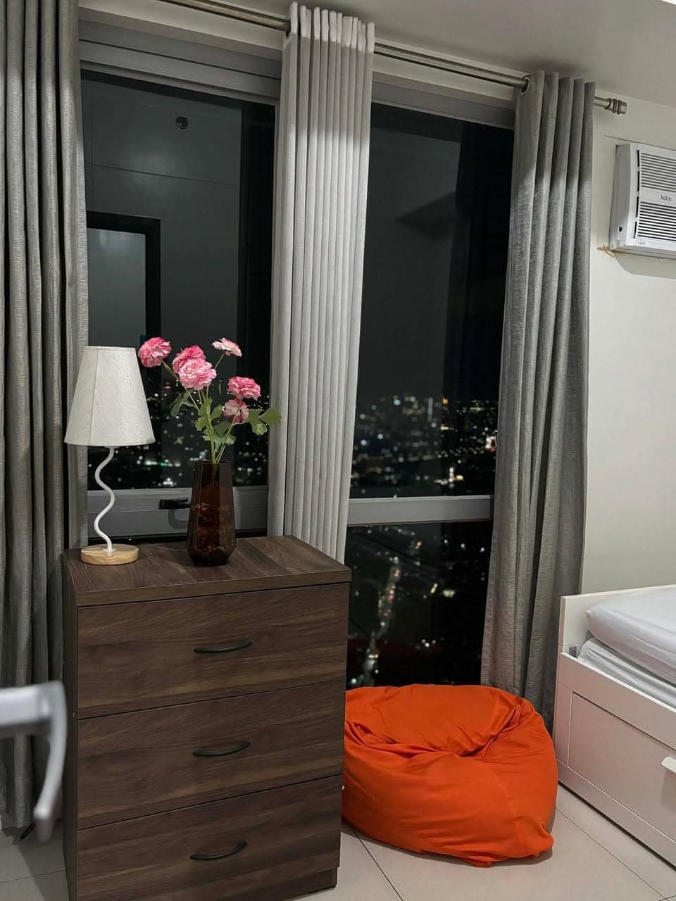 1br The Olive Place for rent - photo 1