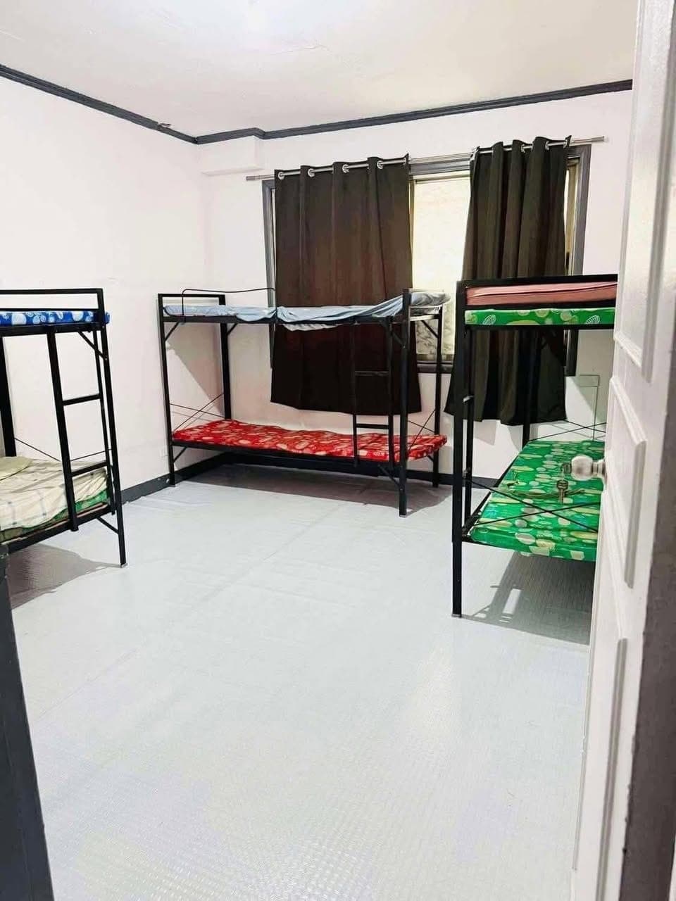 BEDSPACE FOR RENT - photo 1