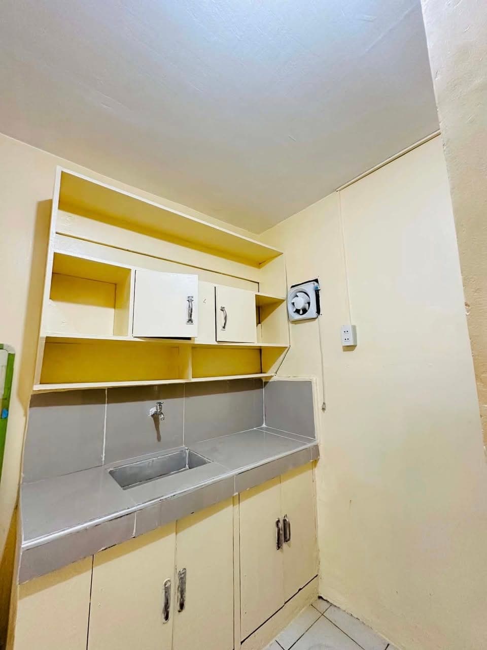 UP & Down APARTMENT FOR RENT! NEWLY RENOVATED!!!! - photo 4