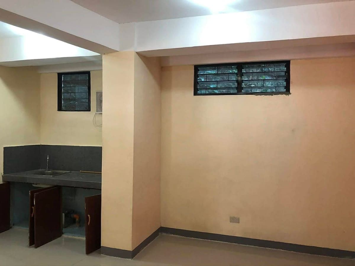 STUDIO TYPE FOR RENT (1 studio type room available ONLY)😊 - photo 1