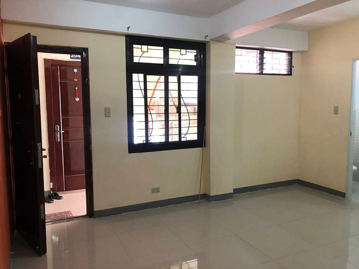 STUDIO TYPE FOR RENT (1 studio type room available ONLY)😊 - photo 3