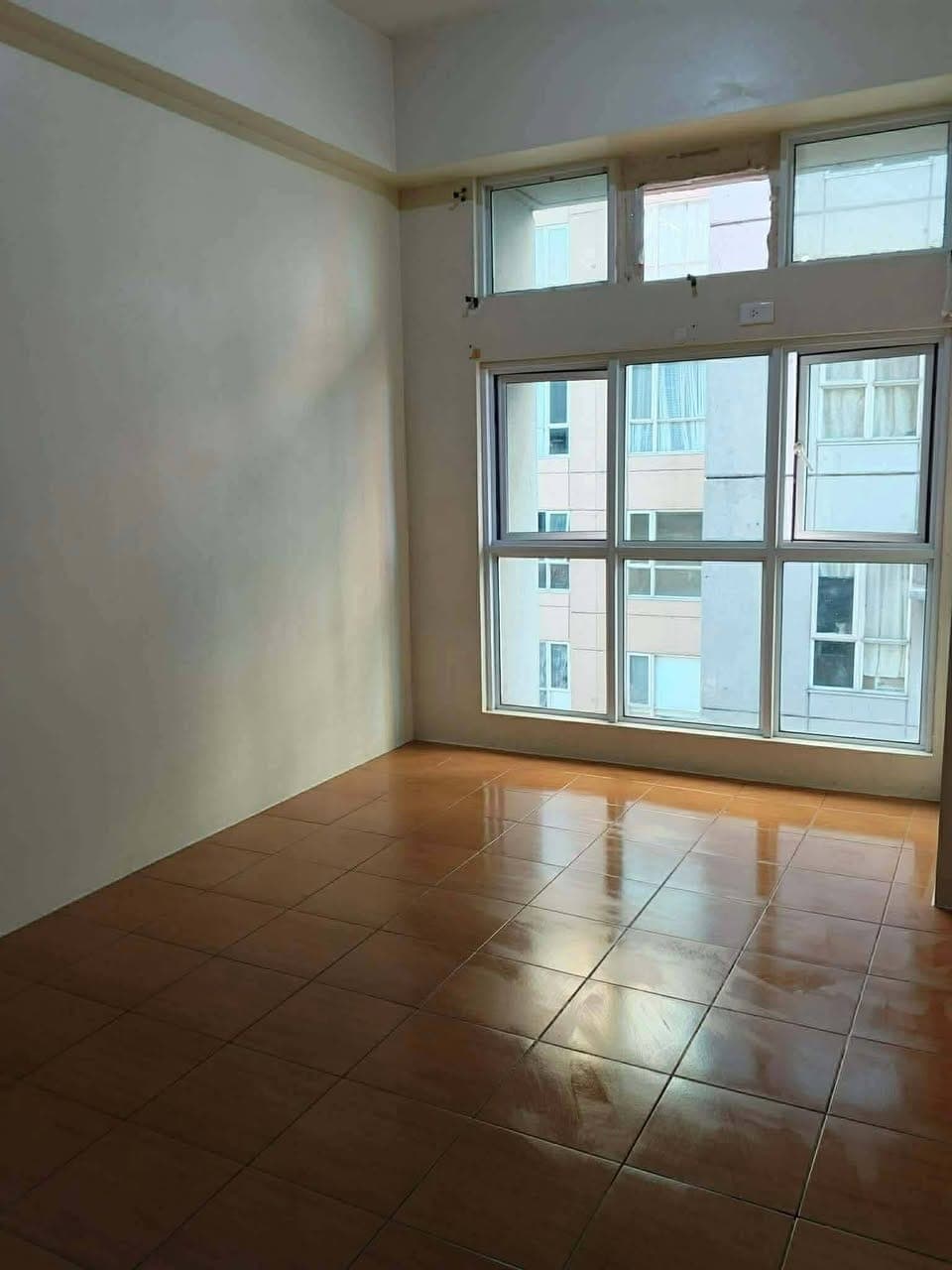 Studio bare Pioneer Woodlands for rent - photo 1