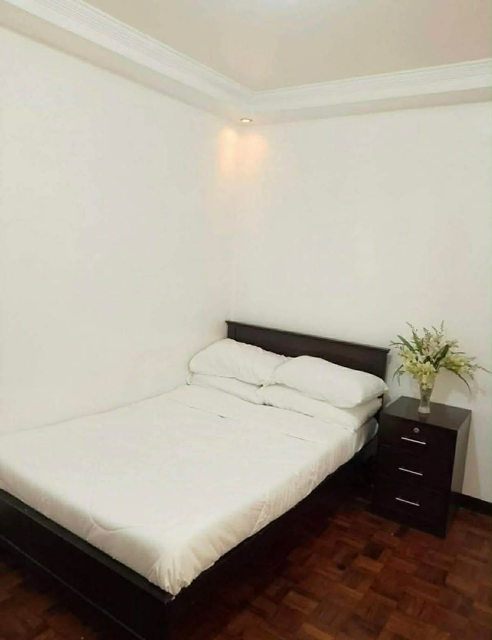 𝑭𝑶𝑹 𝑹𝑬𝑵𝑻: 1 BEDROOM UNIT | PIONEER - photo 1