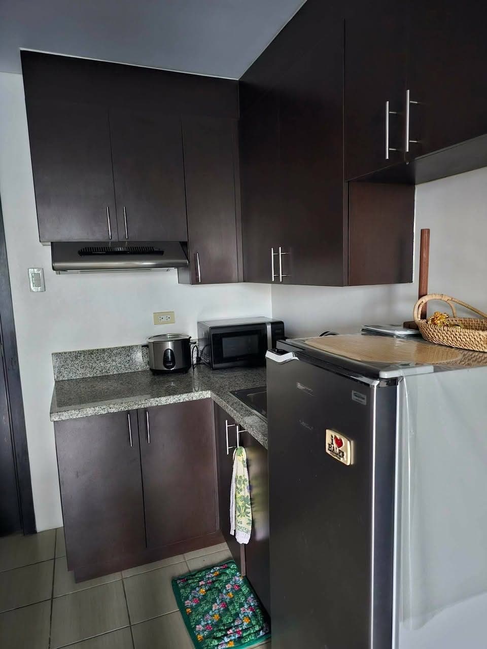 FOR RENT Condo: Furnished - photo 3