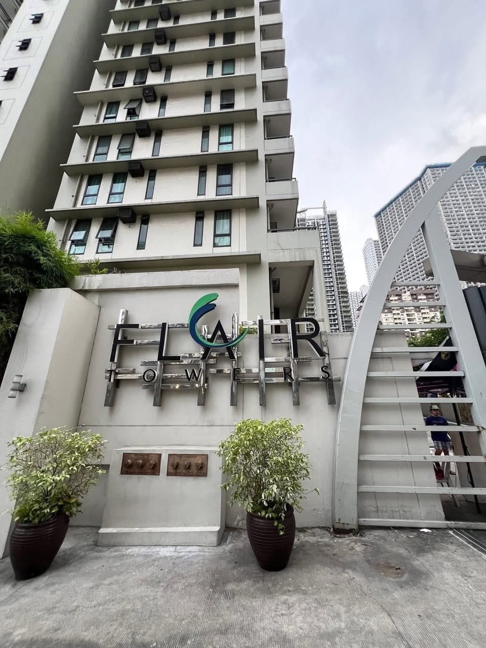CONDO SHARING / 1 MONTH ADVANCE ONLY MOVE IN NA - photo 1