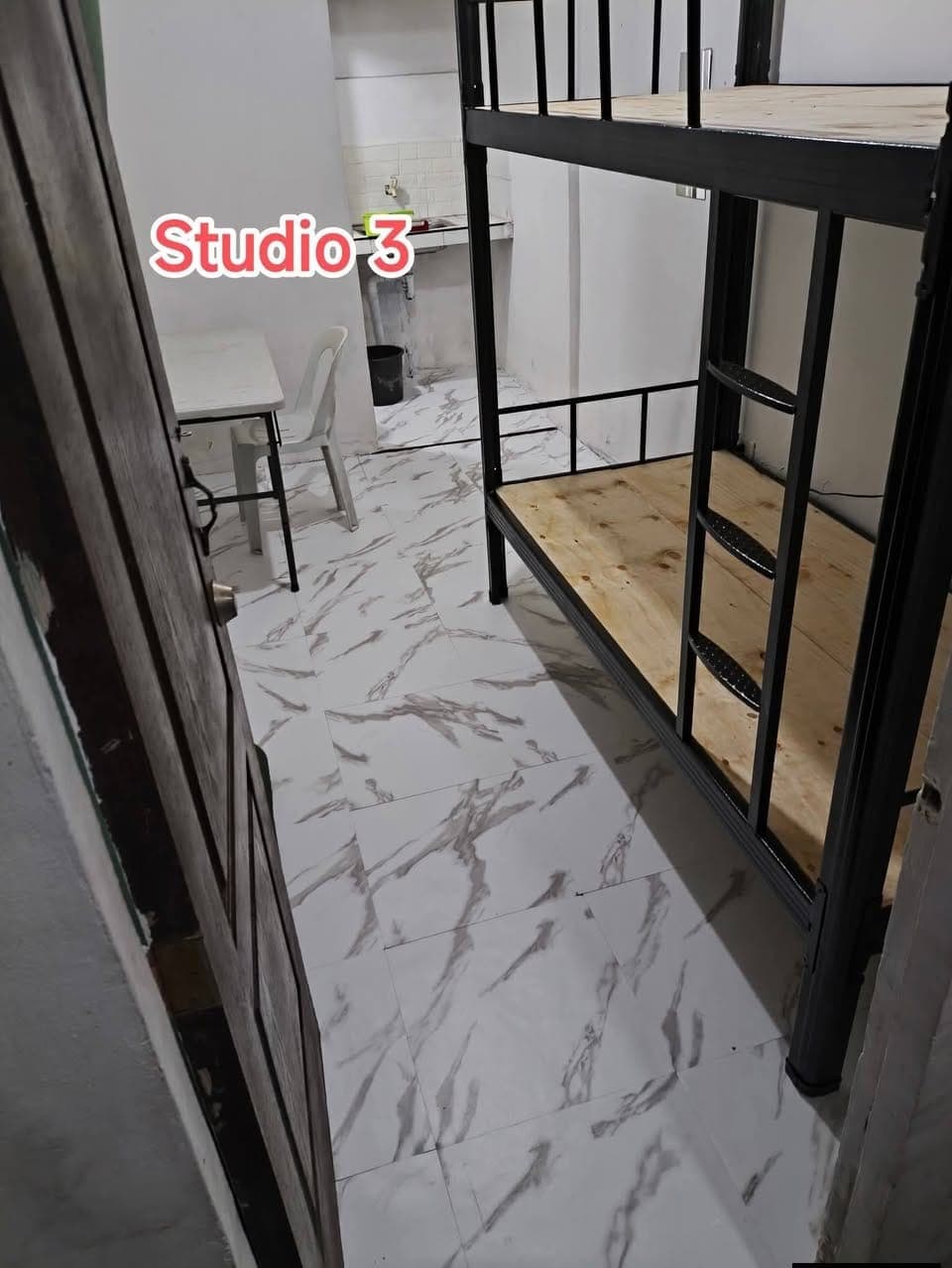 Edit(STUDIO 3 AVAILABLE!!) - photo 2