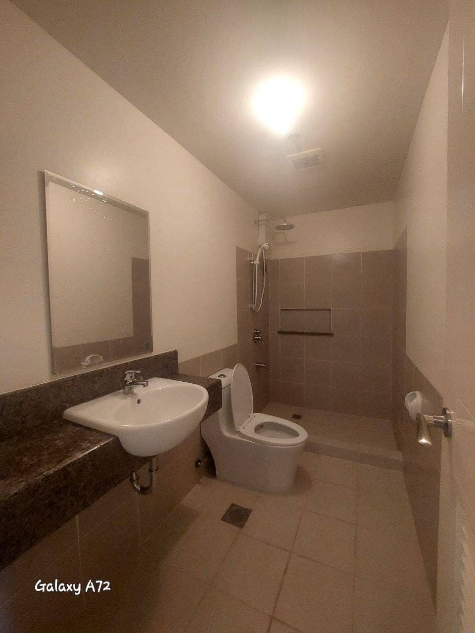 Mandaluyong CITY Condo for Rent - photo 5