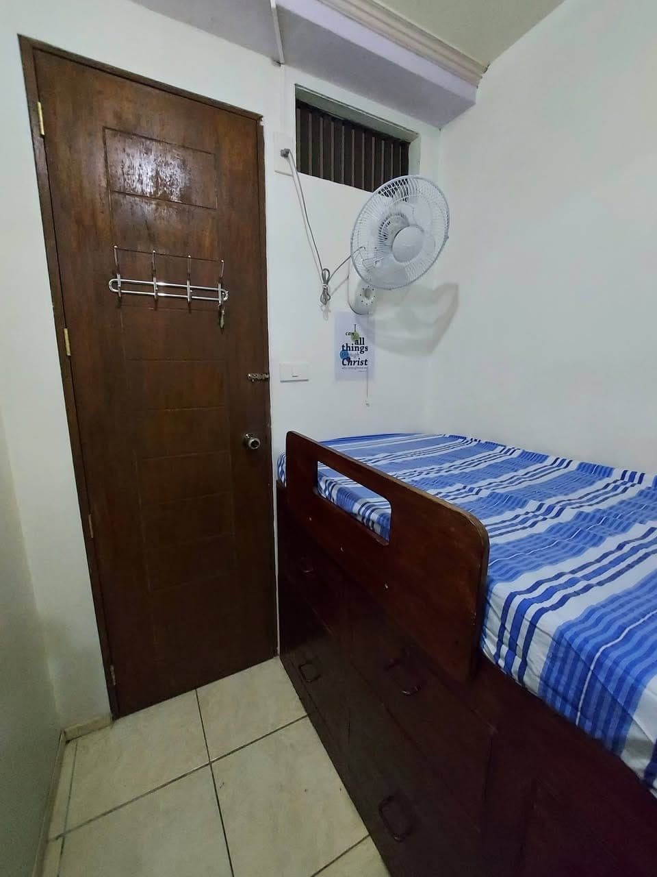 Solo Room for rent - photo 2