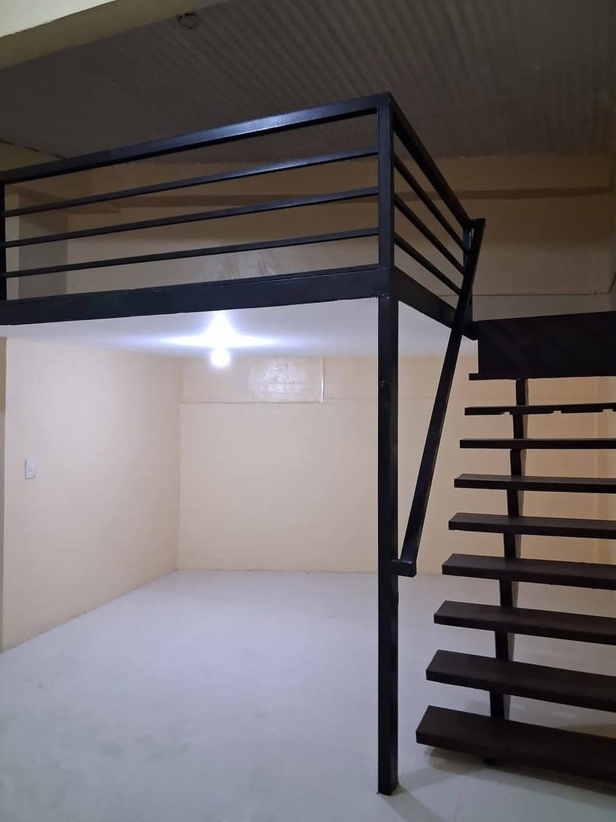 Studio type with mezzanine for rent. - photo 2